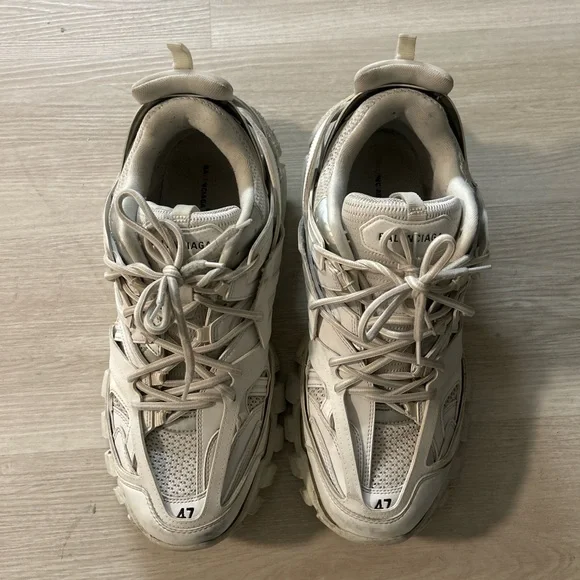 Balenciaga tracks size 47